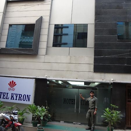 Hotel Kyron Delhi  Ngoại thất bức ảnh