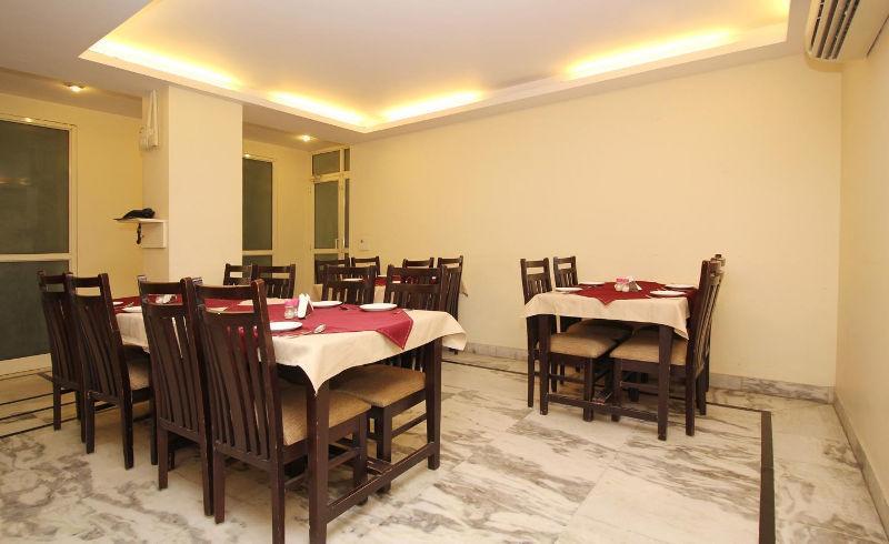 Hotel Kyron Delhi  Ngoại thất bức ảnh