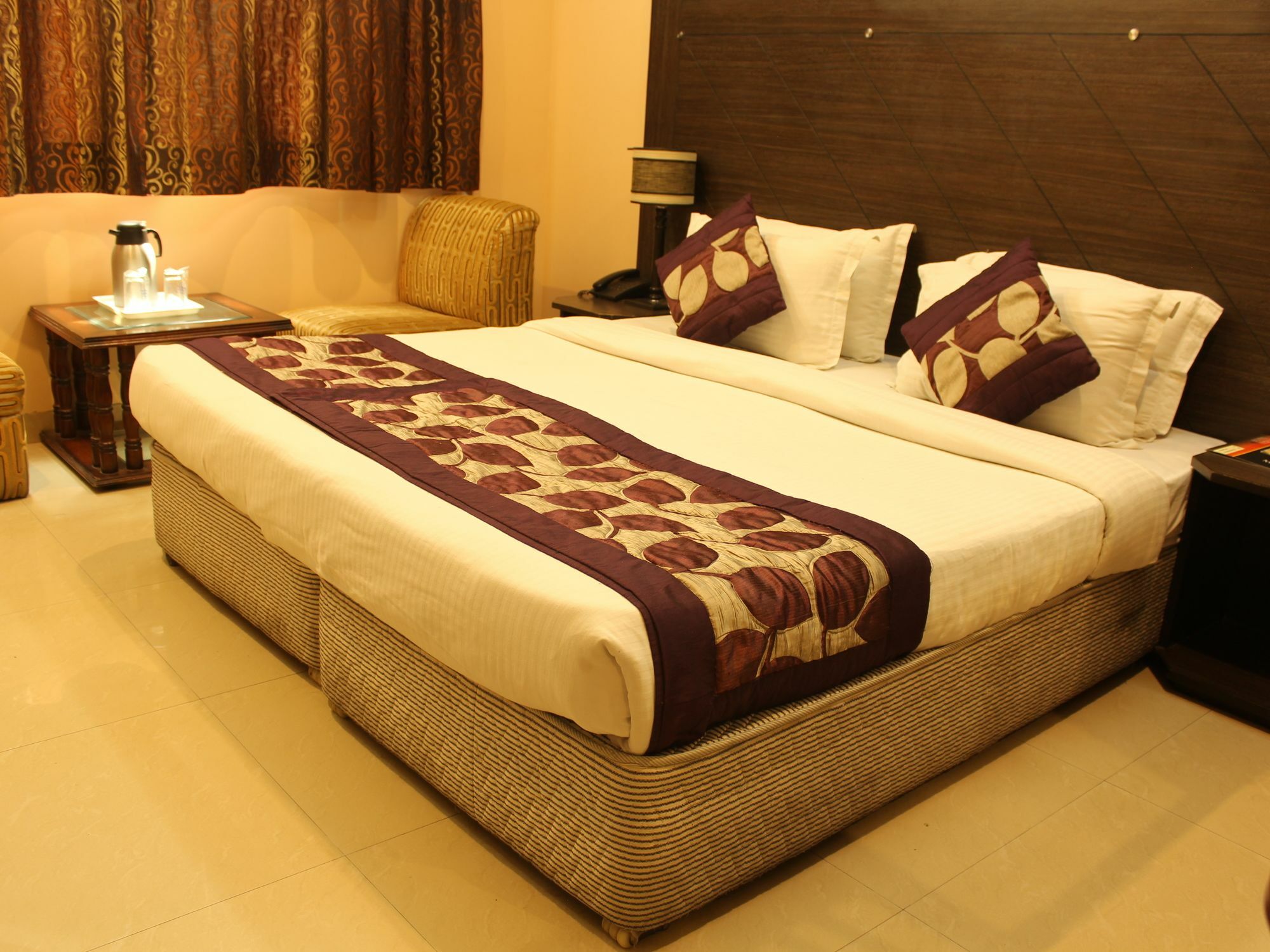 Hotel Kyron Delhi  Ngoại thất bức ảnh
